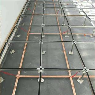 ���̰���