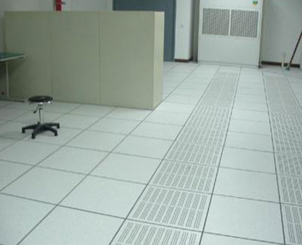 ����ذ�ͨ���